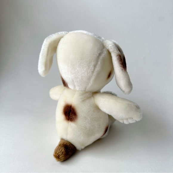 Snoopy Plush - Picture 4 of 7